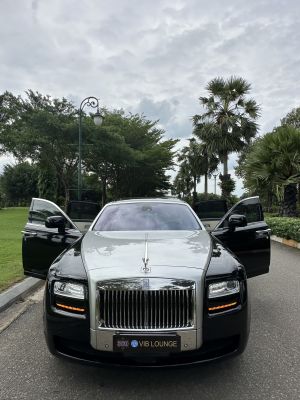 Rolls Royce Ghost EWB (Extended Wheelbase)
